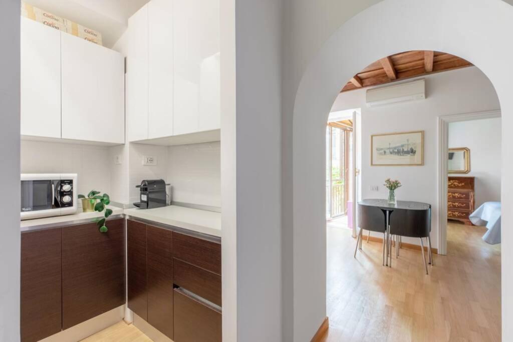 Iflat Via Del Corso Elegant Apartamento *